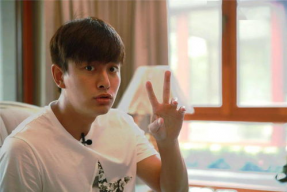 娱乐吃瓜酱开朗大男孩,揭秘开朗大男孩的欢乐生活