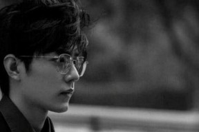 娱乐吃瓜顶级流量小生